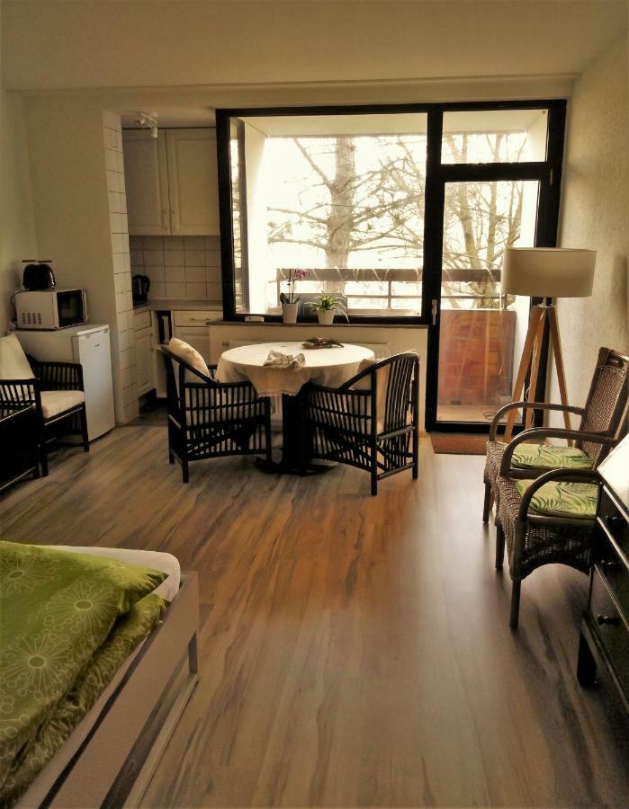 Ruhiges Apt. Direkt Am Naherholungsgebiet Mit Seeblick, Zentrum 5Min, Messe 18Min Nuremberg Bagian luar foto